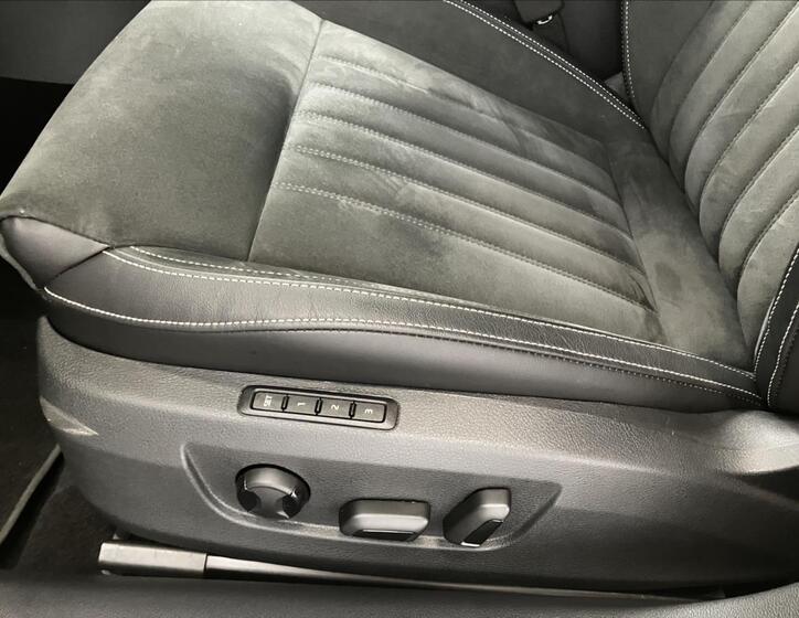 Škoda Superb 16