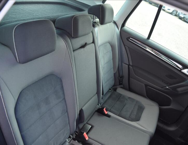 Volkswagen Golf Sportsvan 21