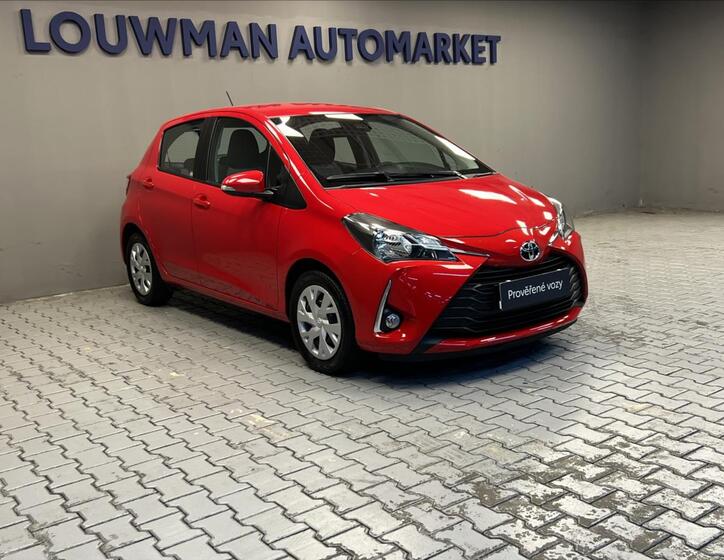 Toyota Yaris 12