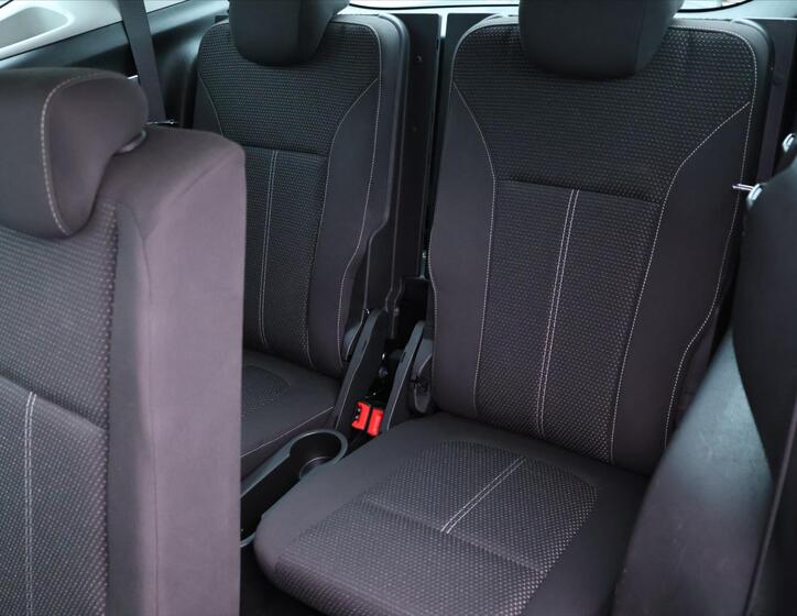 Opel Zafira 14