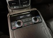 Audi A8 58