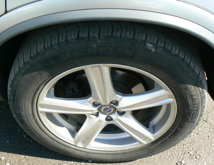 Volvo XC90 24