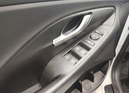 Hyundai i30 26