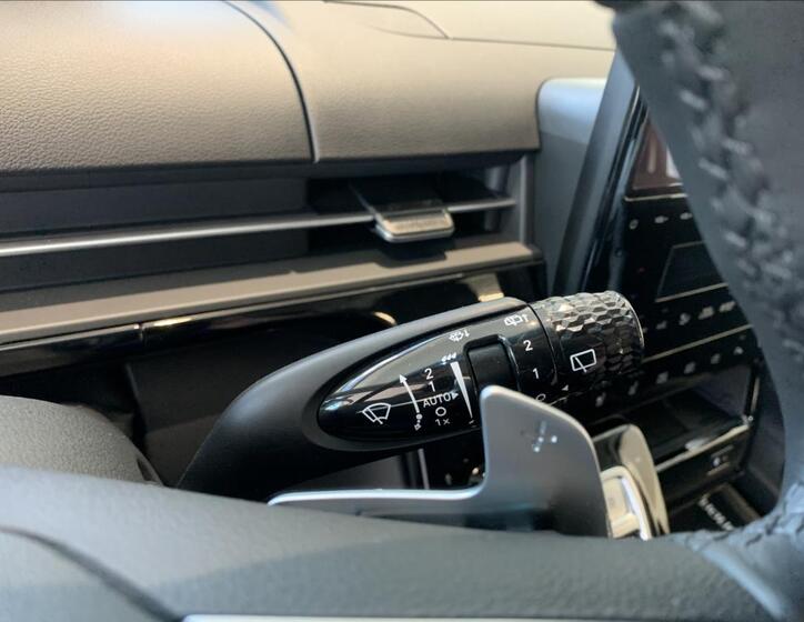Hyundai Staria 33