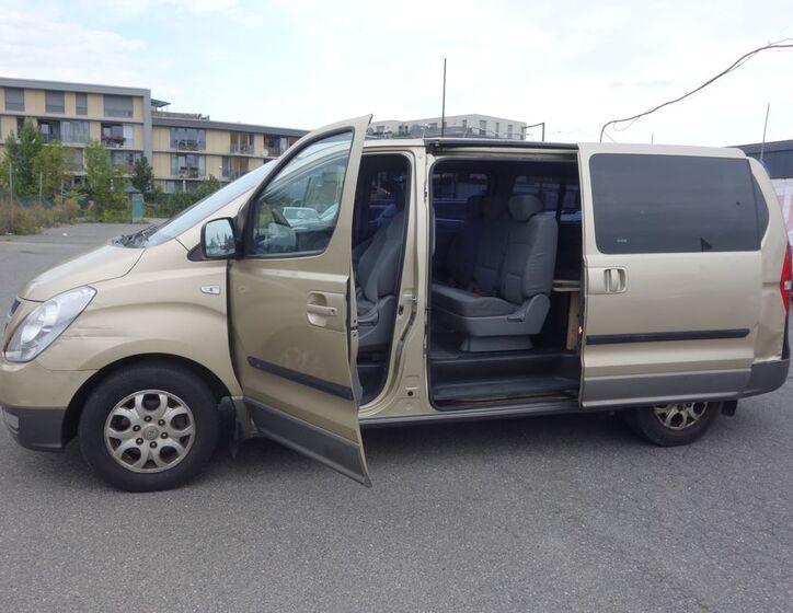 Hyundai H 1 9
