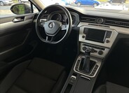 Volkswagen Passat 10