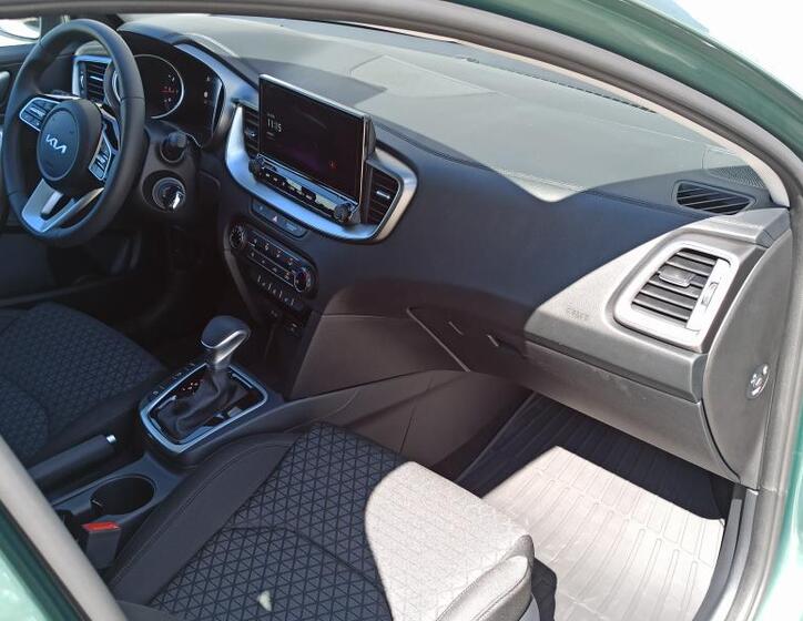 KIA Ceed 11
