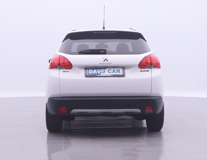 Peugeot 2008 6