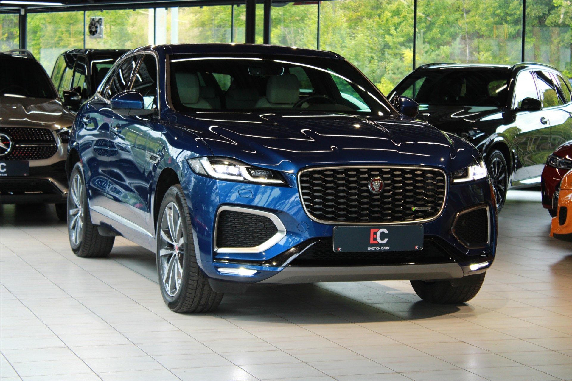 Jaguar F-Pace