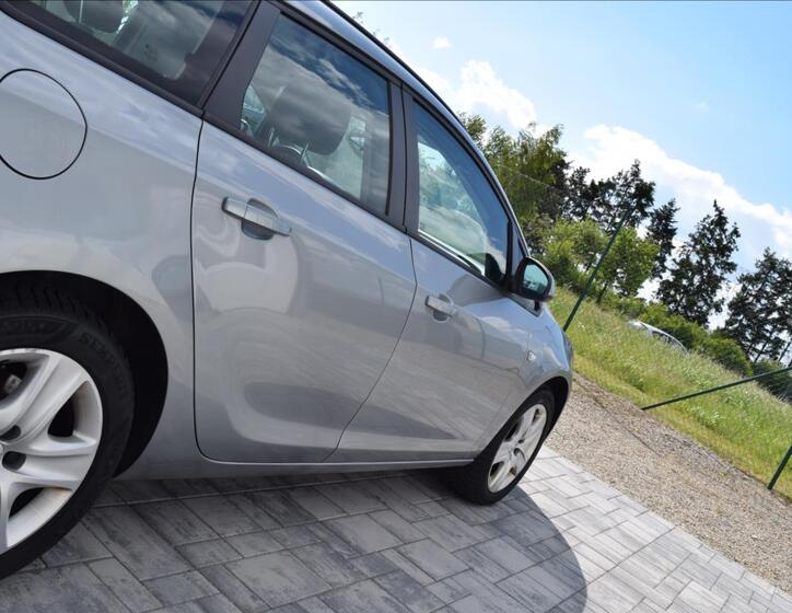 Opel Astra 10