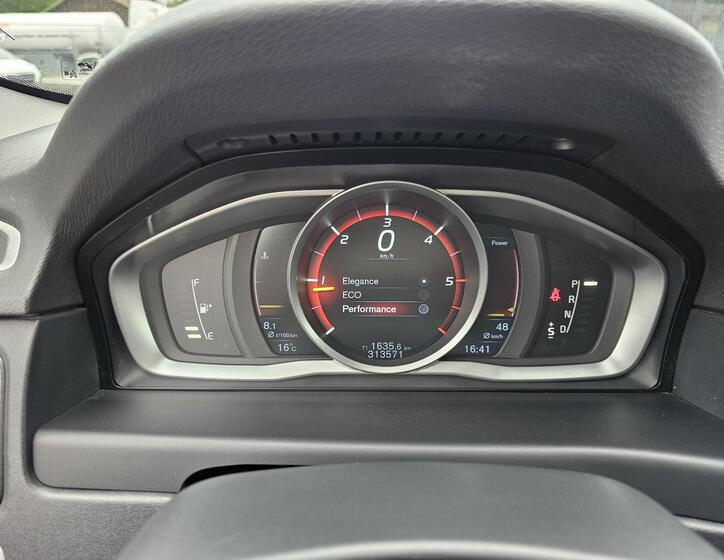 Volvo XC70 17