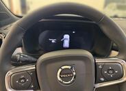 Volvo XC40 8