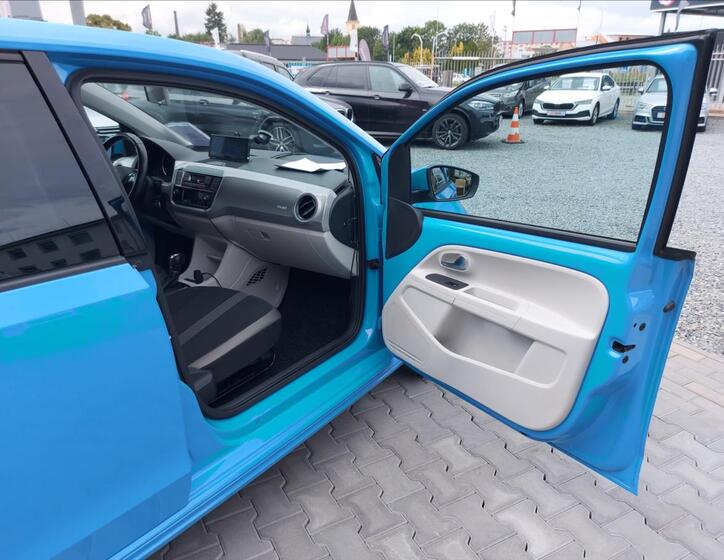 Volkswagen e-up! 23