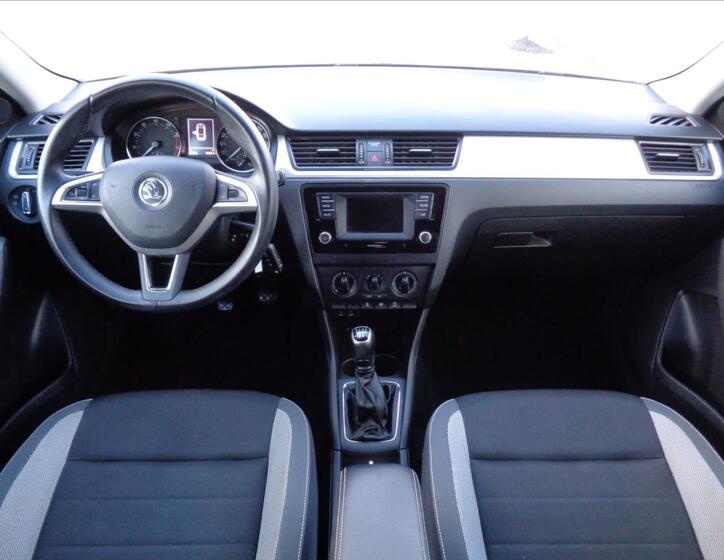 Škoda Rapid 33
