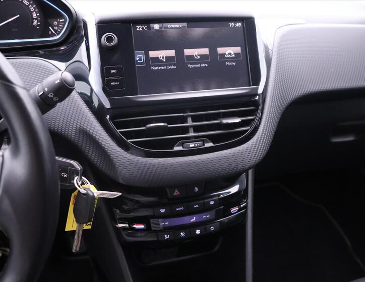 Peugeot 2008 24