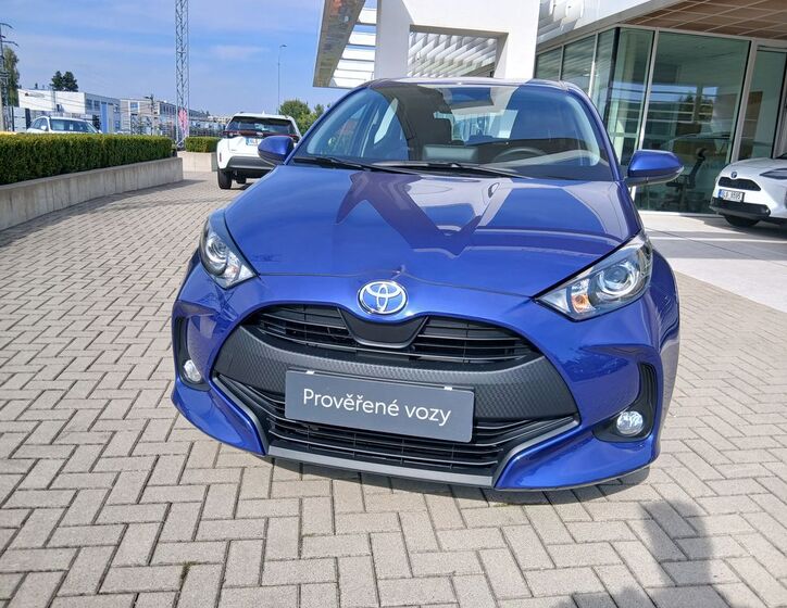 Toyota Yaris 9