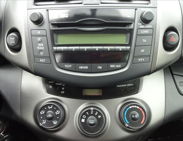 Toyota RAV4 34