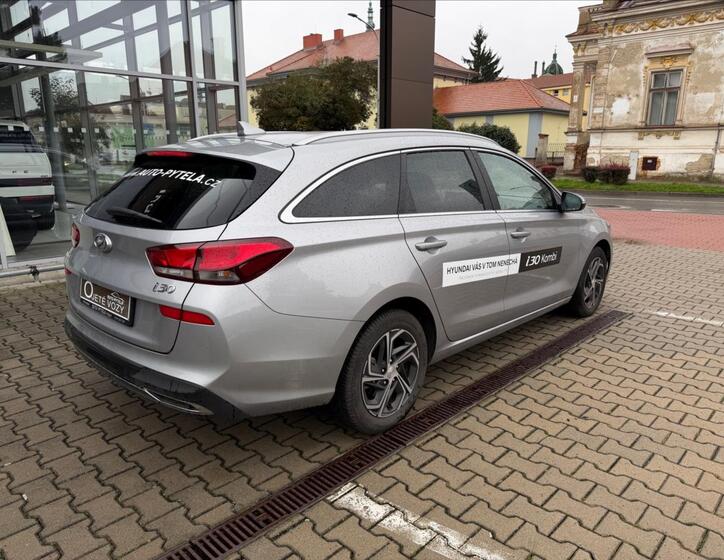 Hyundai i30 6