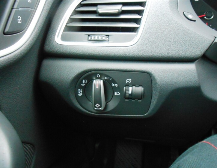 Audi Q3 28