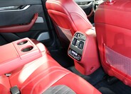 Maserati Levante 26