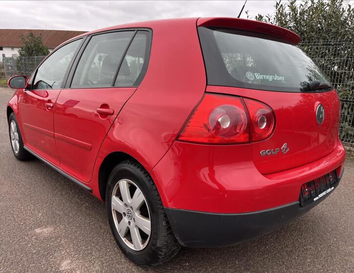 Volkswagen Golf 34
