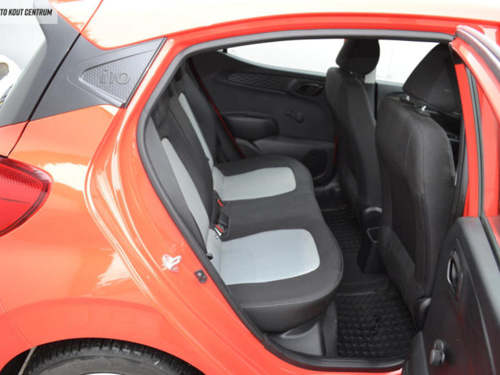 Hyundai i10 14