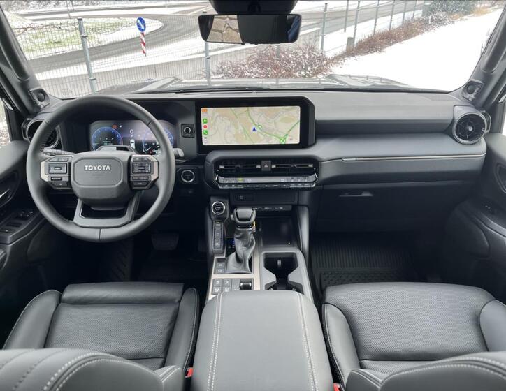 Toyota Land Cruiser 14