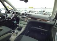 Ford Galaxy 42