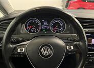 Volkswagen Golf 12