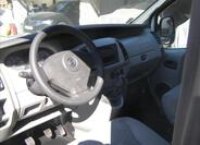 Renault Trafic 10