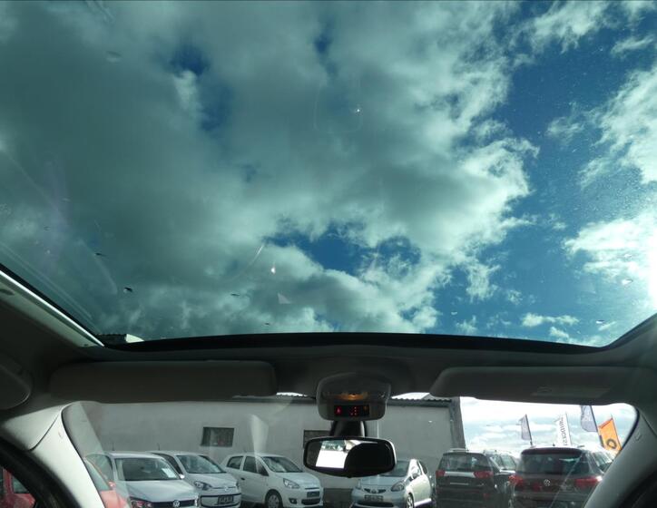 Peugeot 3008 8