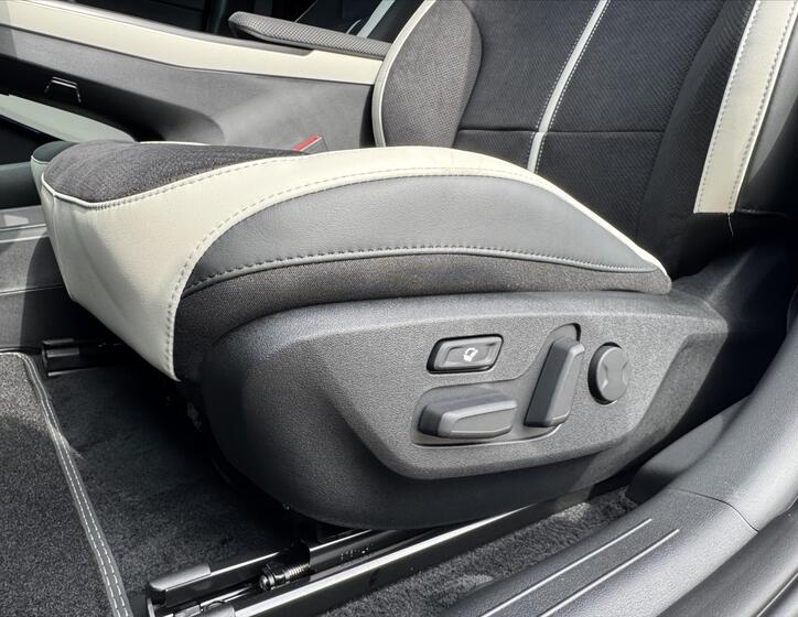 KIA EV6 12
