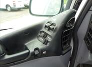 Dodge Grand Caravan 31