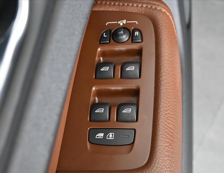 Volvo XC60 28