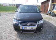 Volkswagen Touran 2