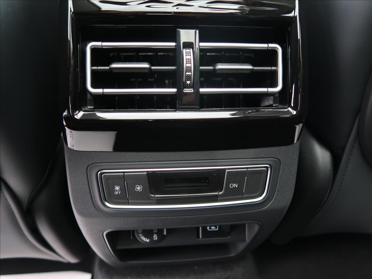Dongfeng U-Tour