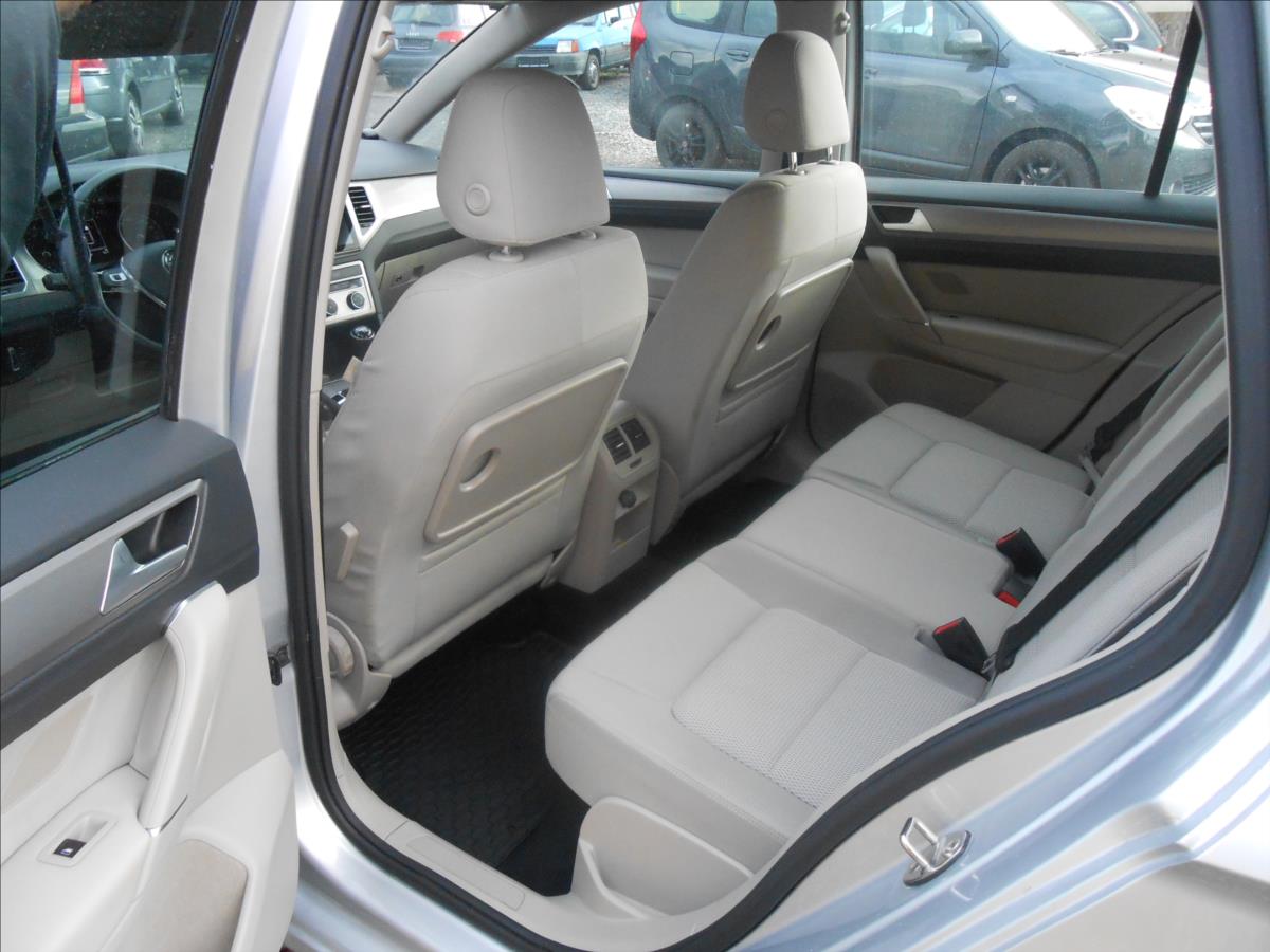 Volkswagen Golf Sportsvan