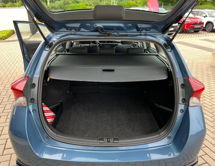 Toyota Auris 29