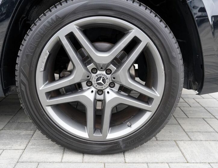 Mercedes-Benz GLS 18
