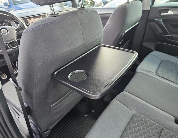 Volkswagen Golf Sportsvan 26