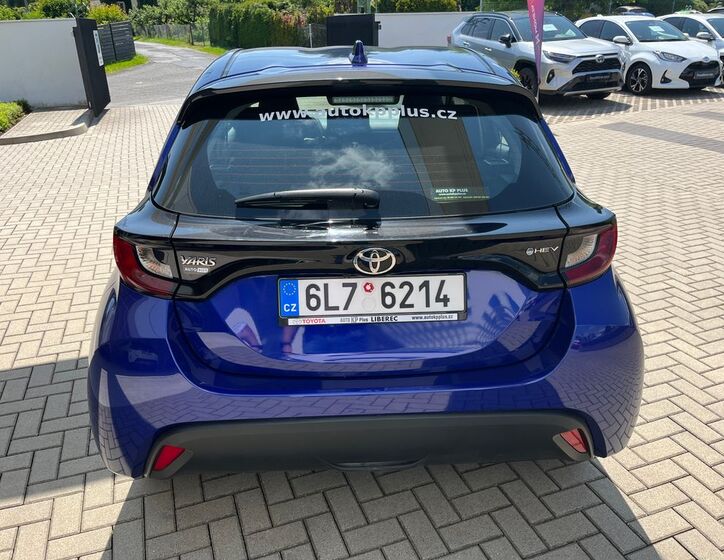 Toyota Yaris 30