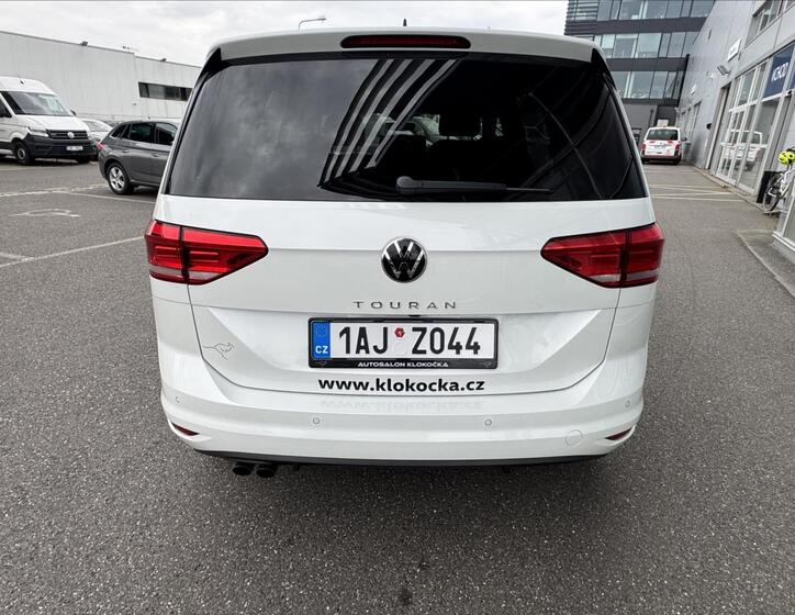 Volkswagen Touran 5