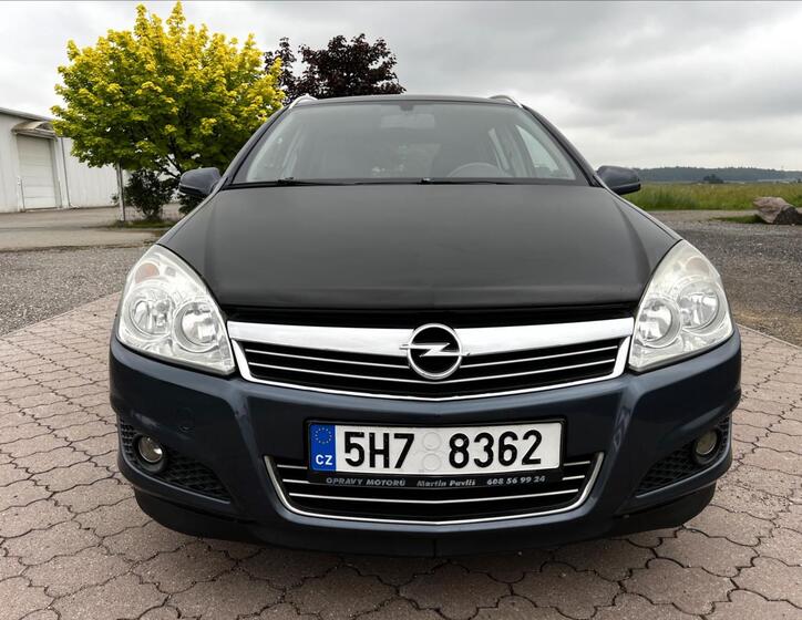 Opel Astra 4