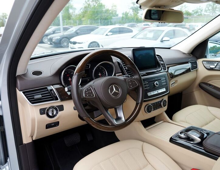 Mercedes-Benz Ostatní 27