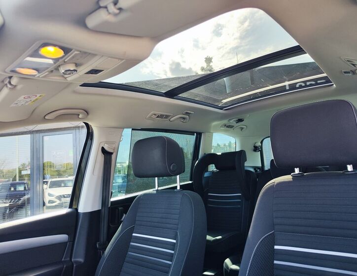 Volkswagen Sharan 18
