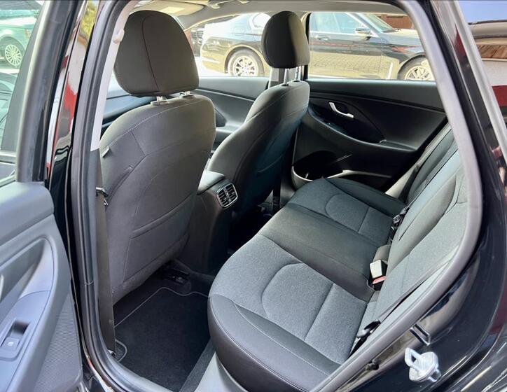 Hyundai i30 13