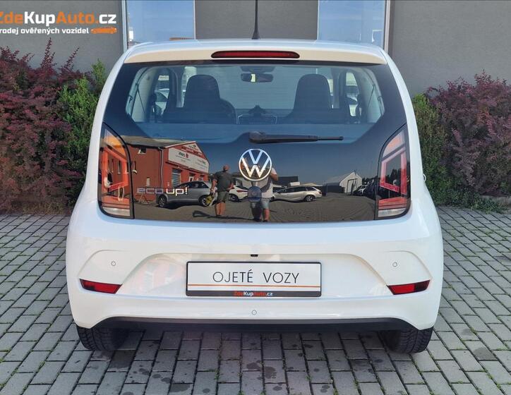 Volkswagen up! 9