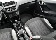 Peugeot 2008 10
