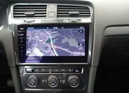 Volkswagen Golf 11