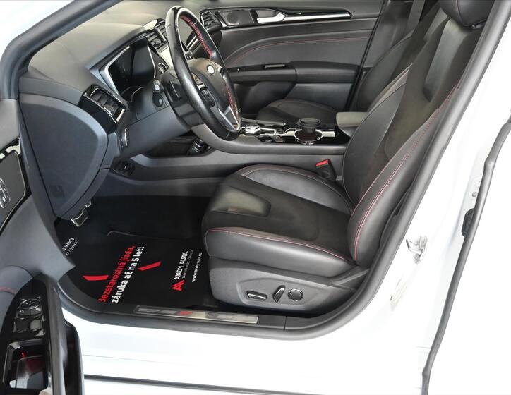 Ford Mondeo 9